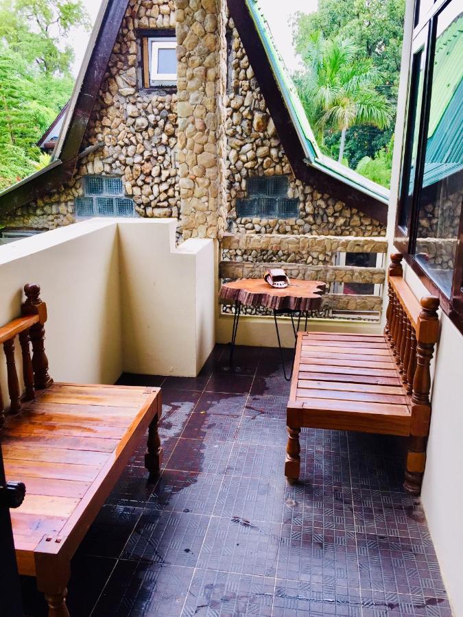 Aquarius Inn Nyaung Shwe Extérieur photo