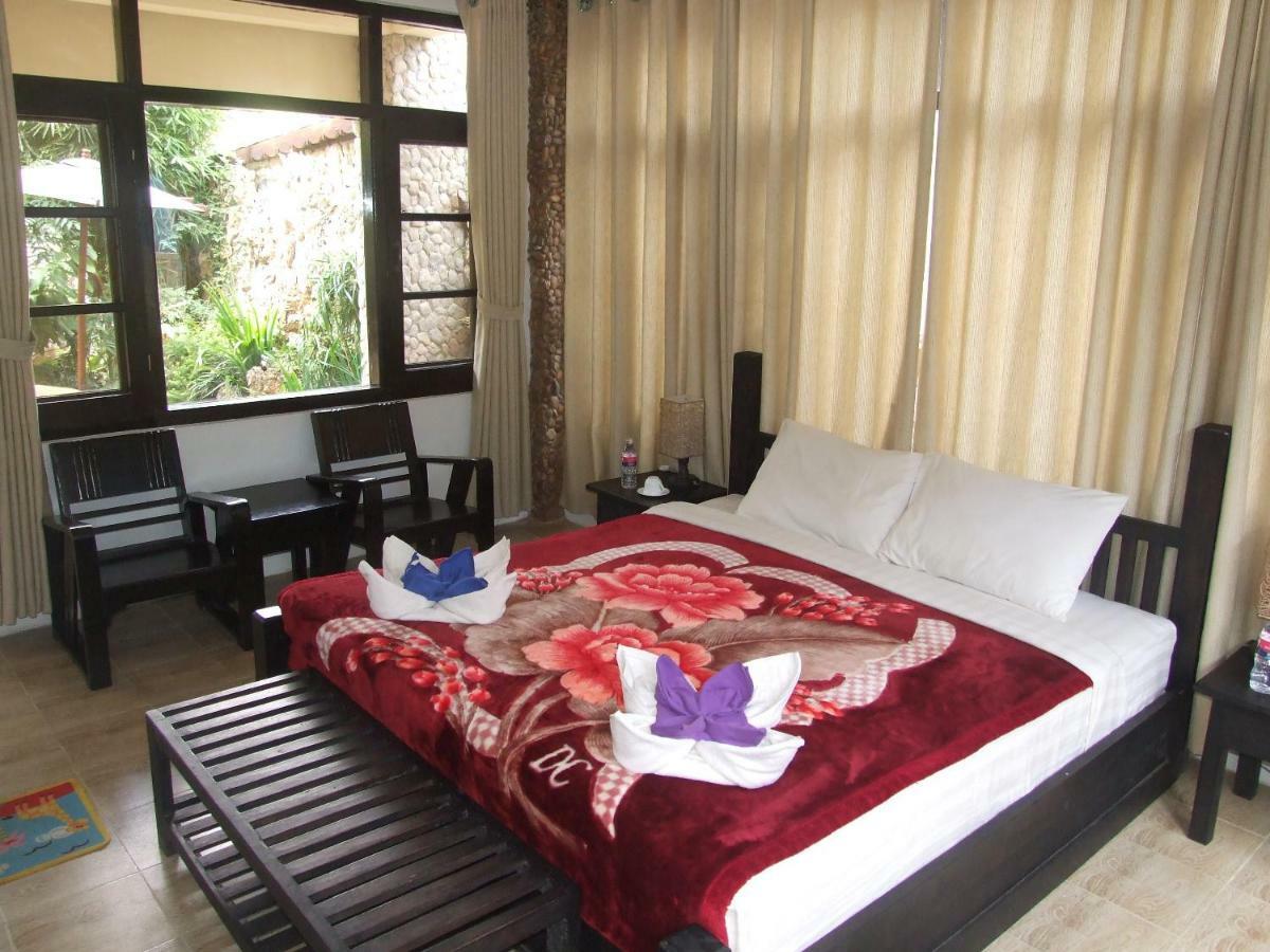Aquarius Inn Nyaung Shwe Extérieur photo