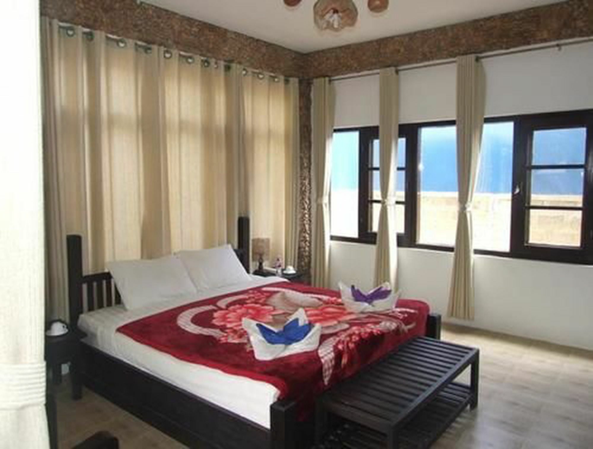 Aquarius Inn Nyaung Shwe Extérieur photo