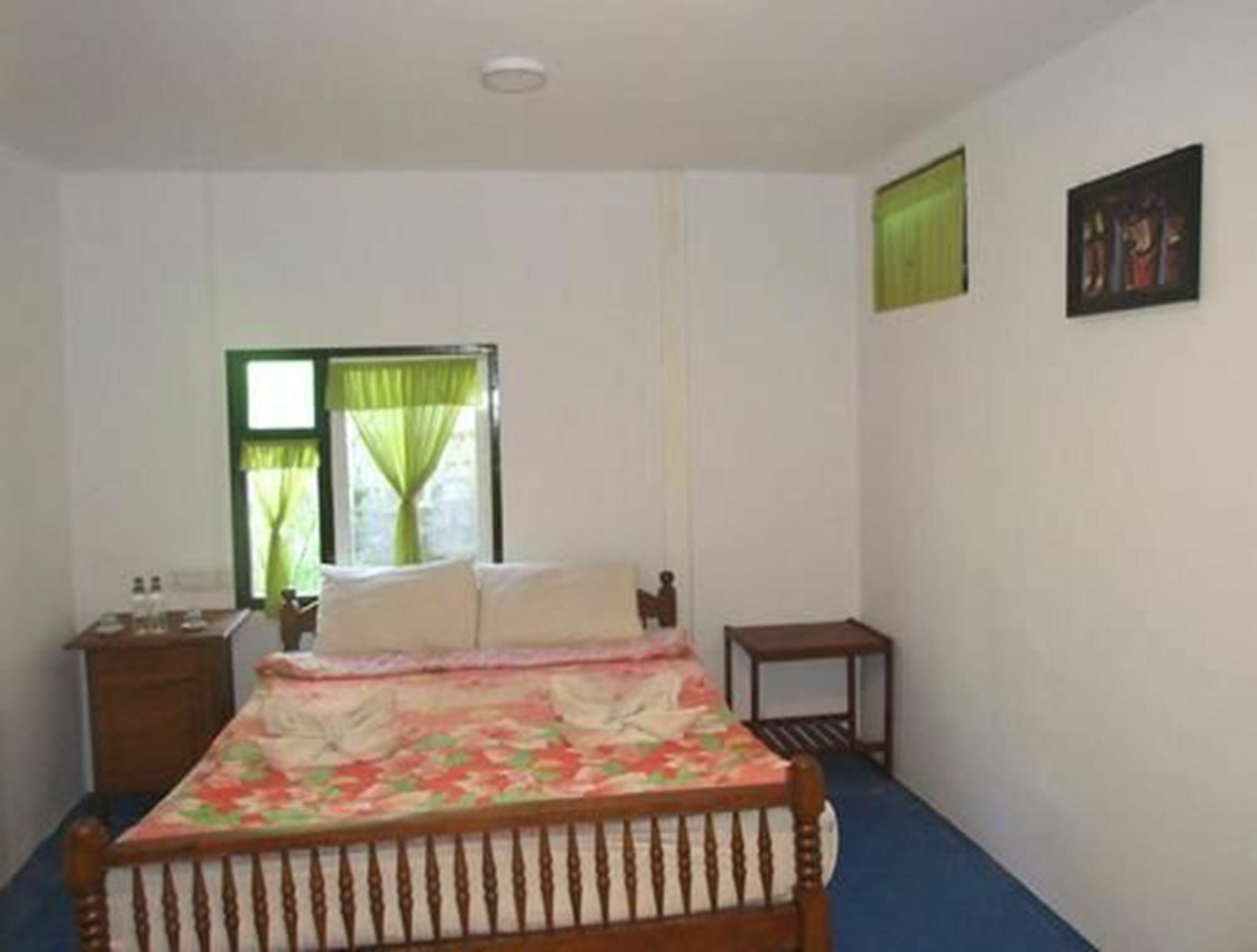 Aquarius Inn Nyaung Shwe Extérieur photo