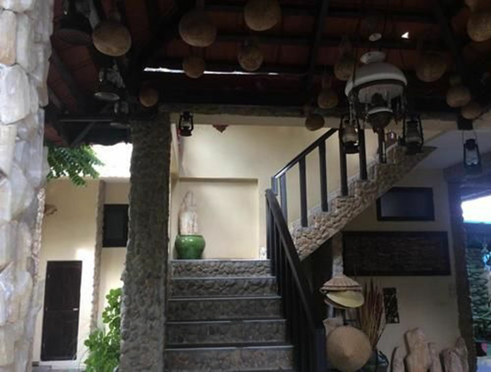 Aquarius Inn Nyaung Shwe Extérieur photo