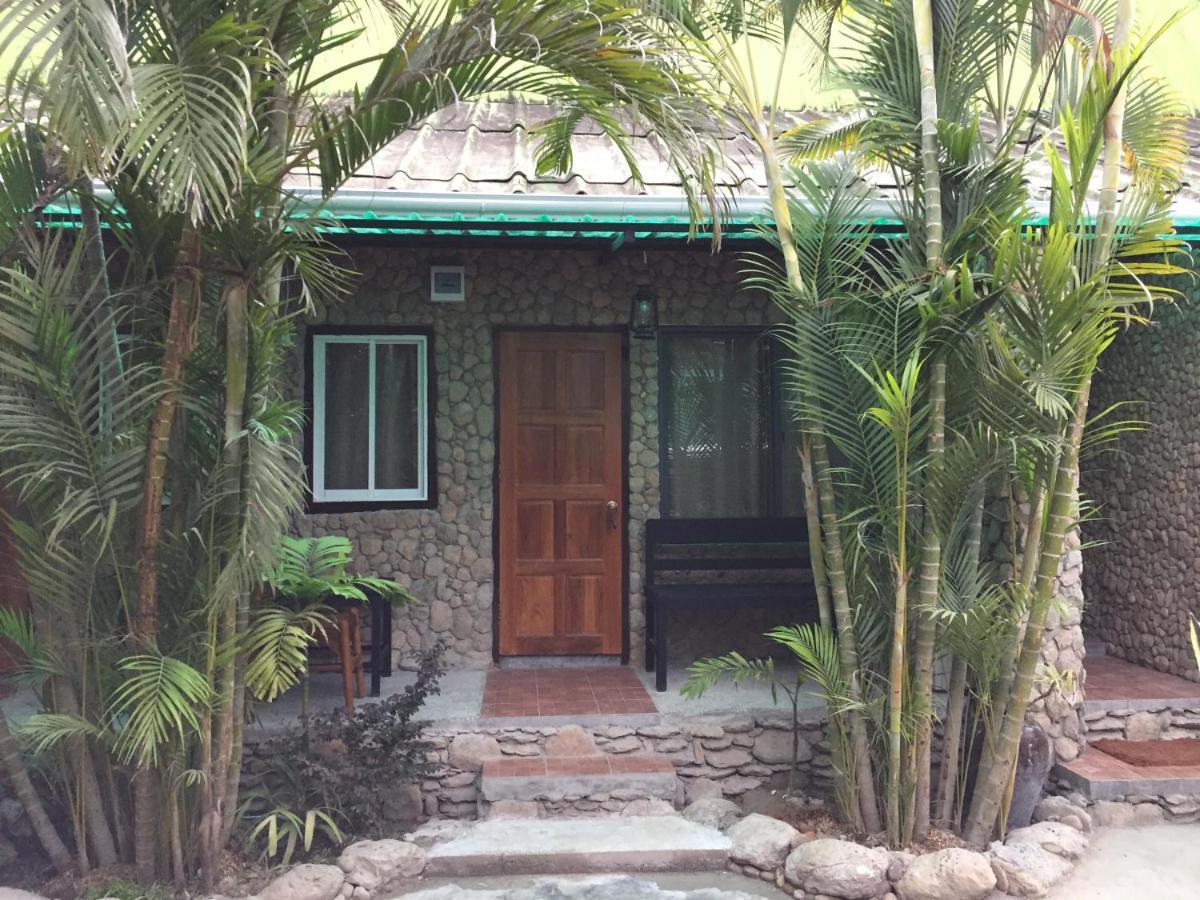 Aquarius Inn Nyaung Shwe Extérieur photo