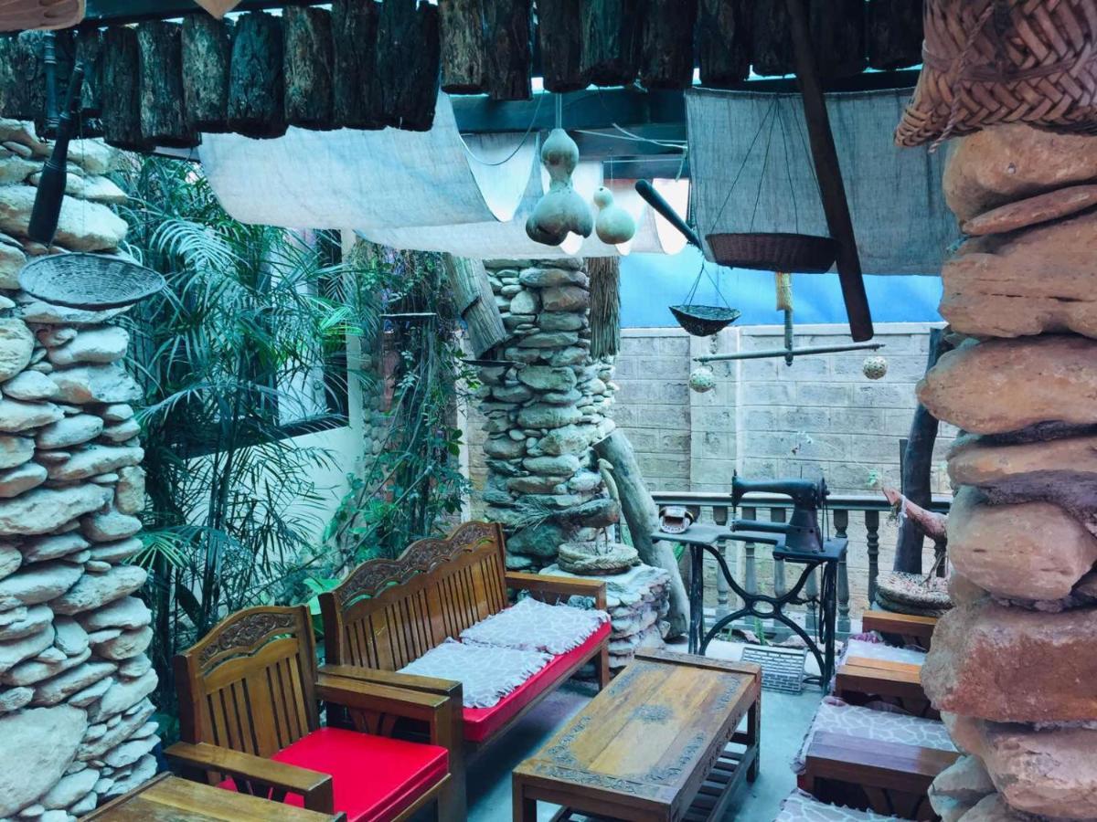 Aquarius Inn Nyaung Shwe Extérieur photo